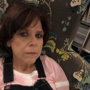 Meet your Posher, Lori